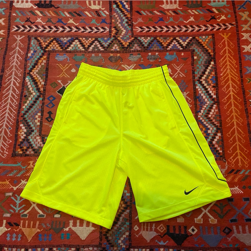 NWOT | Nike Men's Yellow and Black Athletic Shorts